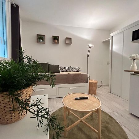 Au Charme Des Carmes - T1 Sur Cour - Metro A & B Apartment Toulouse Exterior photo